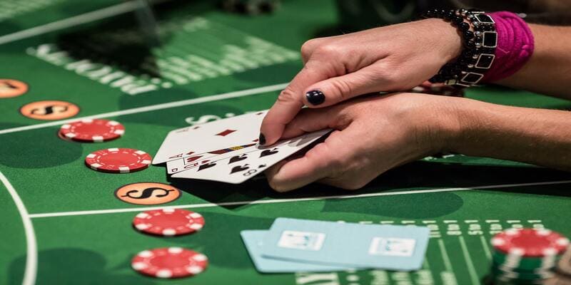 Blackjack là gì và cách so điểm